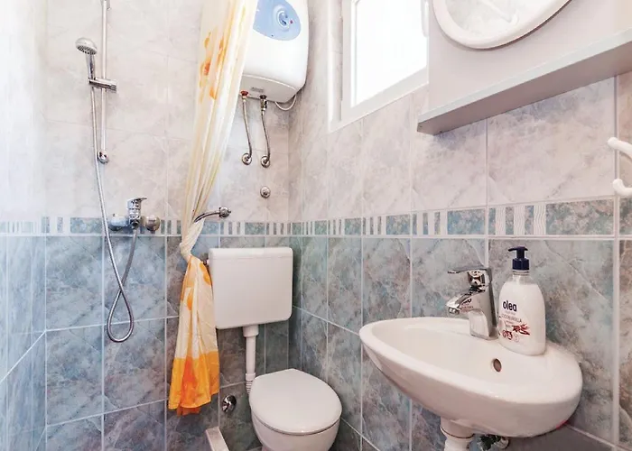 Hak - One Bedroom With Terrace And Sea View Apartamento Vir