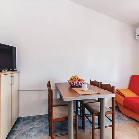 Hak - One Bedroom With Terrace And Sea View Apartmán *