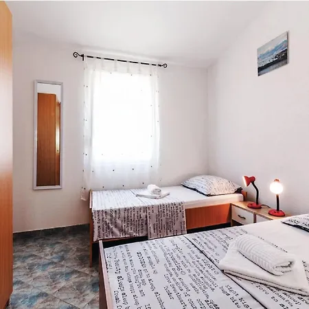 Apartmán Hak - One Bedroom With Terrace And Sea View *